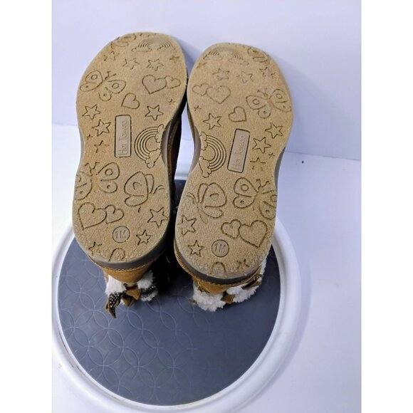 Tan Faux Suede Girls Boots With Faux Fur Lining & Bow Details Size 1M - Picture 4 of 7